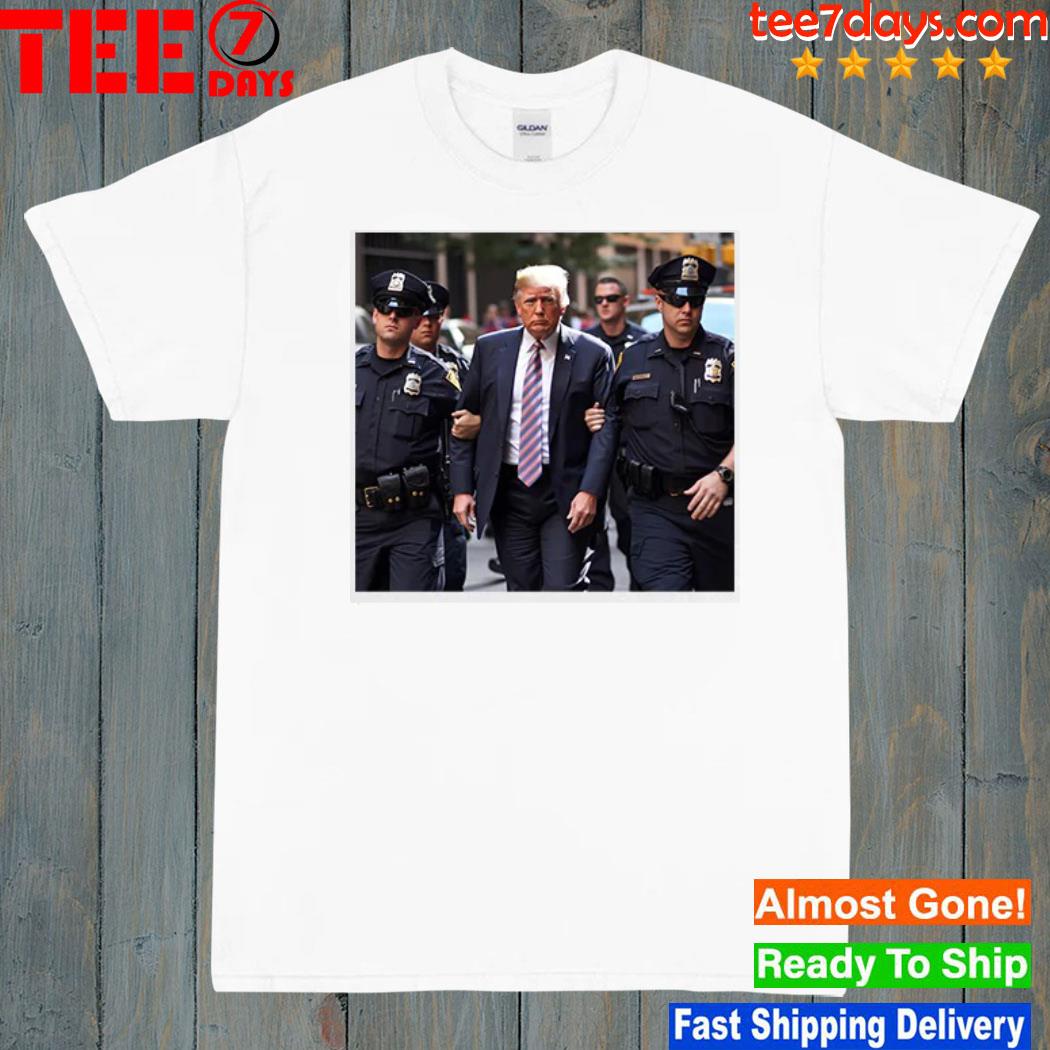 Donald Trump walking arrested 2023 shirt