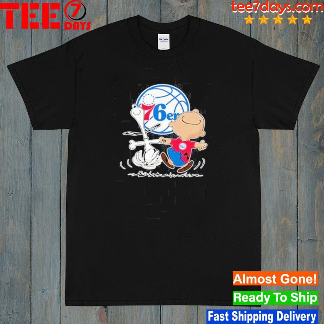 Philadelphia 76ers Charlie Brown Snoopy T-Shirt