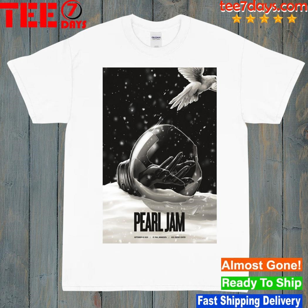 Pearl jam xcel energy center st. Paul mn september tour 23 poster shirt