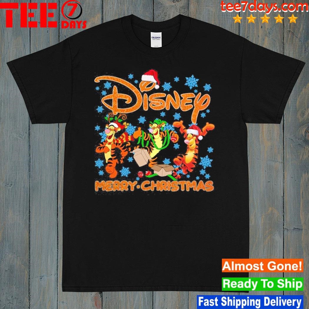 Tigger hat santa Disney merry christmas shirt